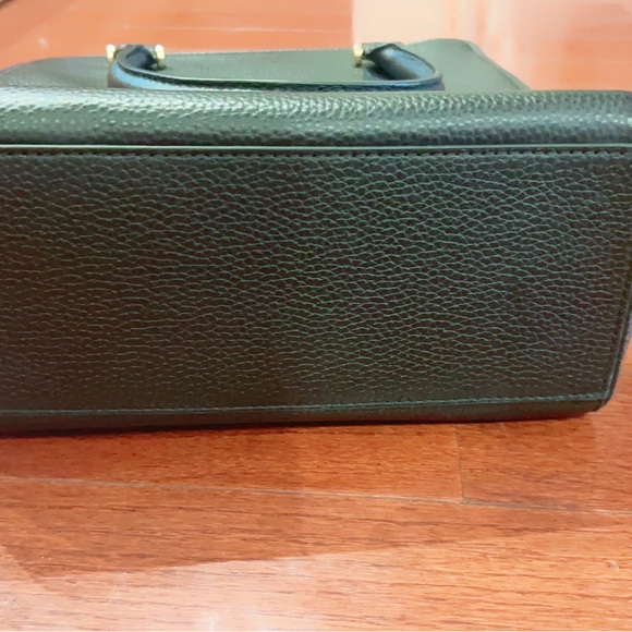 Kate Spade Black leather Bag with Tassel - Picture 3 of 9